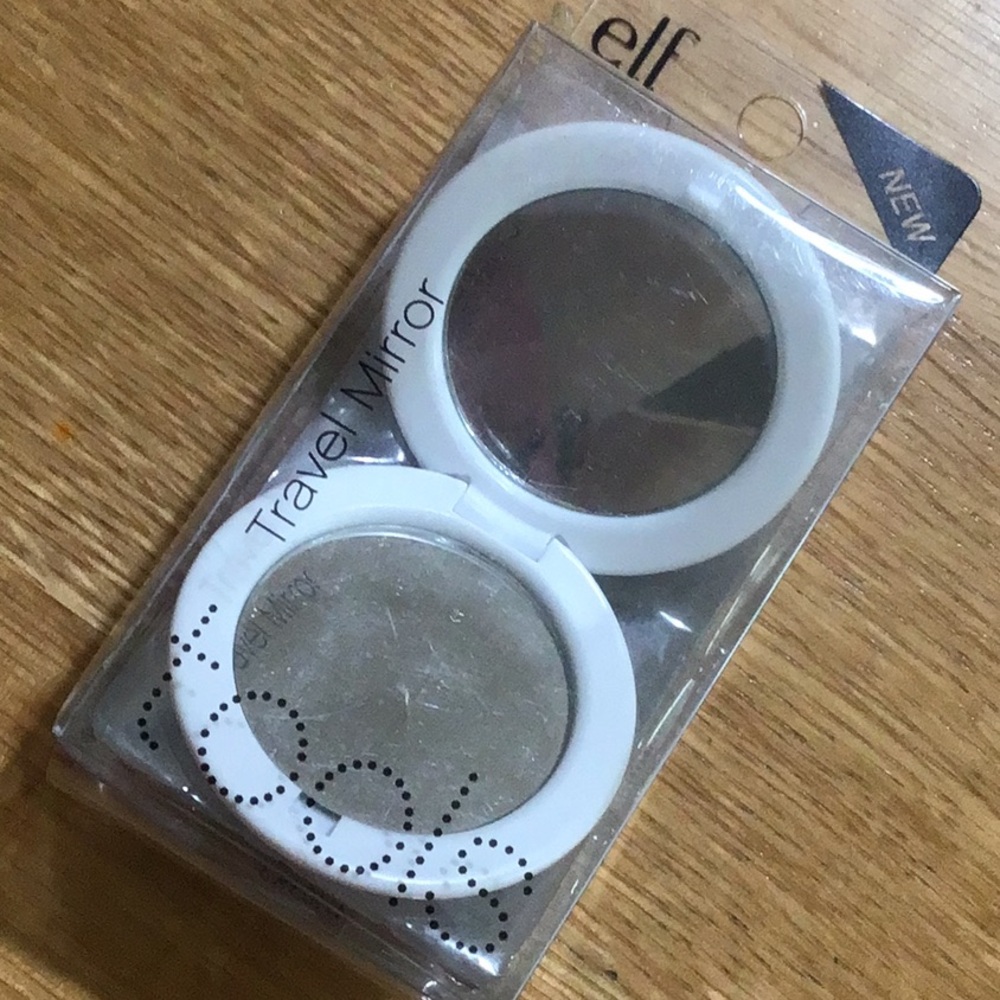 ELF compact travel mirror